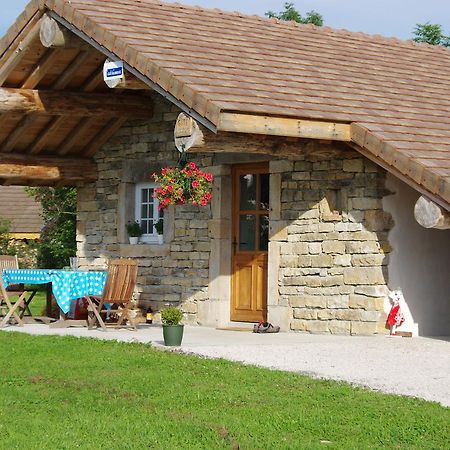 Gite Chez Karine Et Roland Le Fied Екстериор снимка
