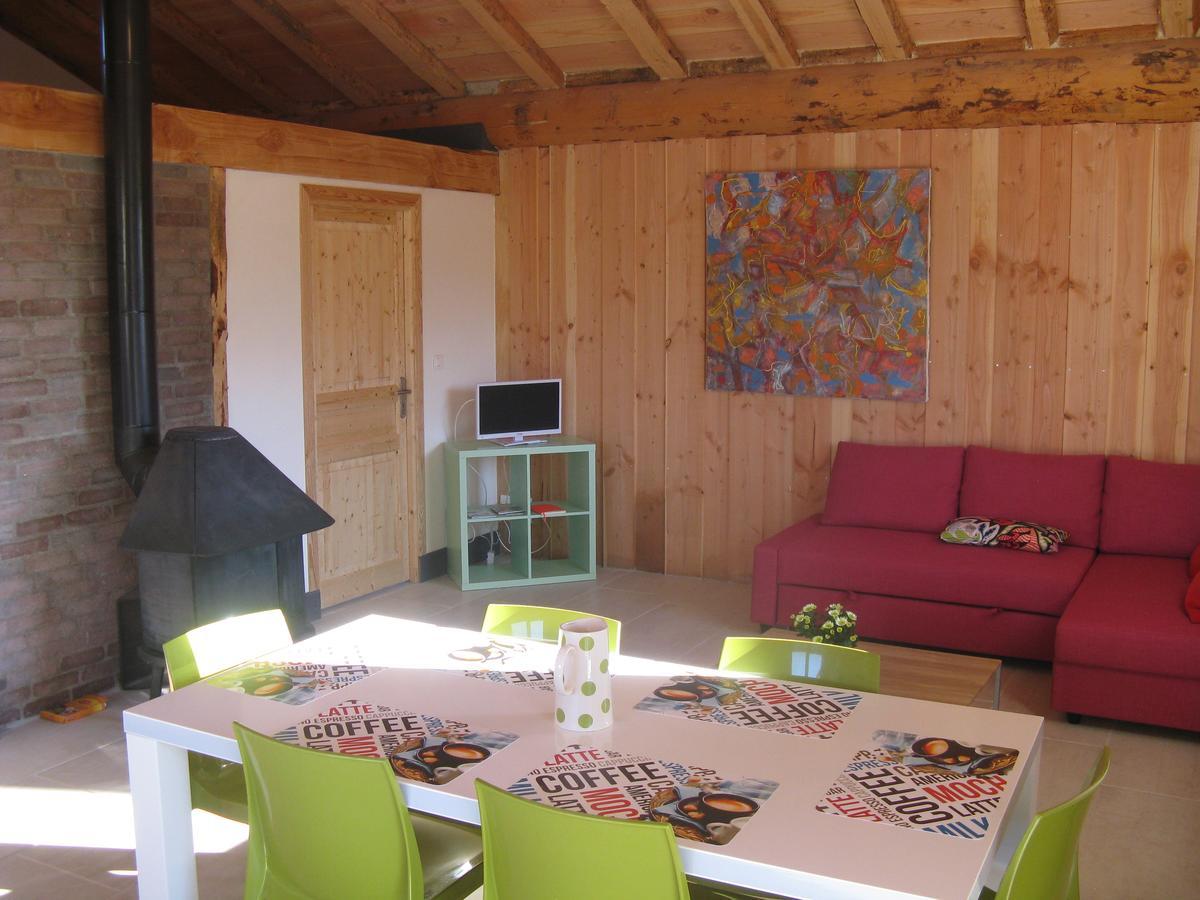 Gite Chez Karine Et Roland Le Fied Екстериор снимка